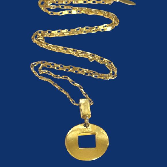 Soho Design Necklace Gold Tone Pendant Geometric Long Paperclip Link Chain 34" - Picture 11 of 11